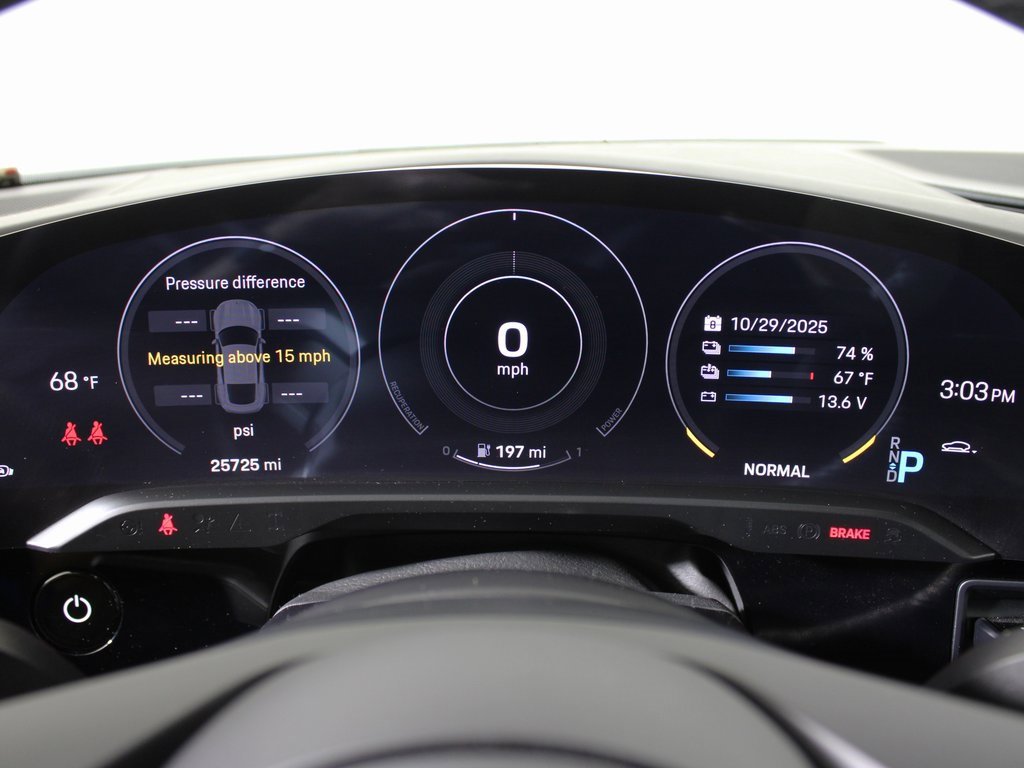 Used 2020 Porsche Taycan Turbo image 24