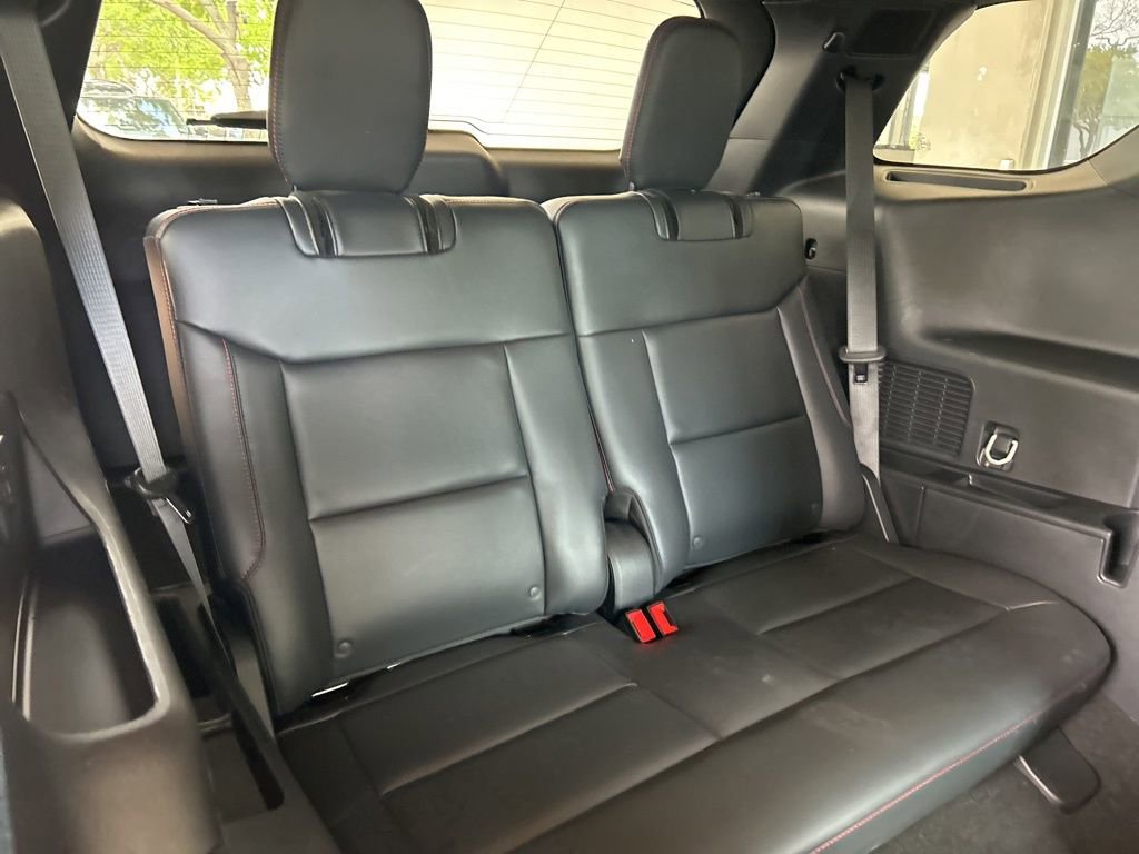 Used 2025 Ford Explorer ST-Line AWD/4WD image 27