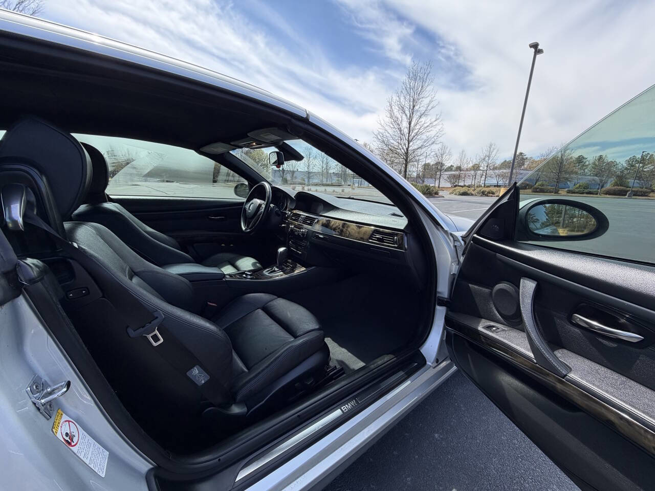 Used 2008 BMW 335i Convertible image 16