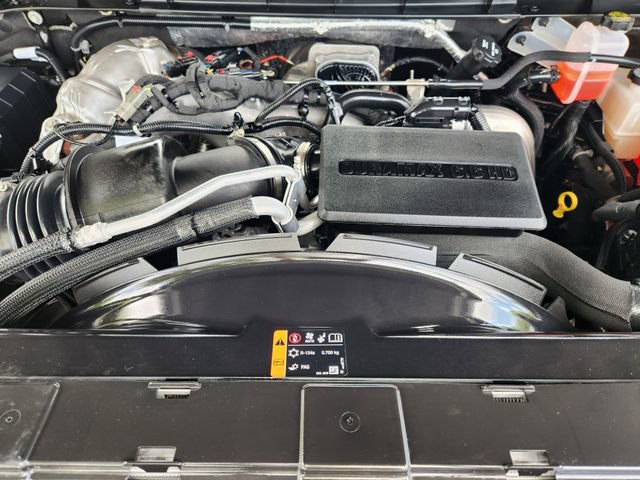 Used 2026 GMC Sierra 2500 Denali Ultimate w/ LPO, Black Badging Package AWD/4WD image 32