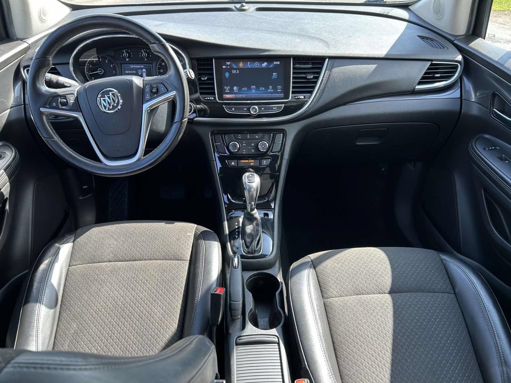 Used 2021 Buick Encore Preferred FWD image 16