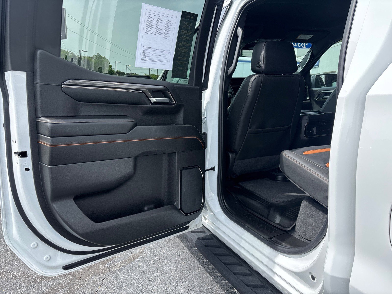 Certified 2024 GMC Sierra 1500 AT4 w/ AT4 Premium Package image 31