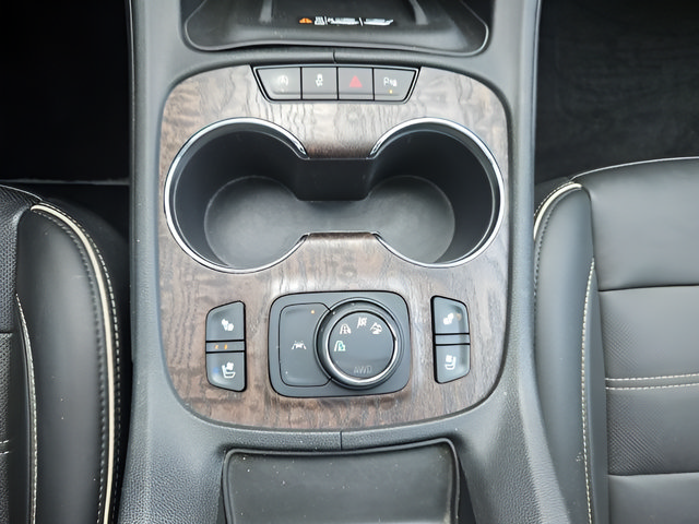Used 2021 GMC Acadia Denali w/ LPO, Floor Liner Package AWD/4WD image 17