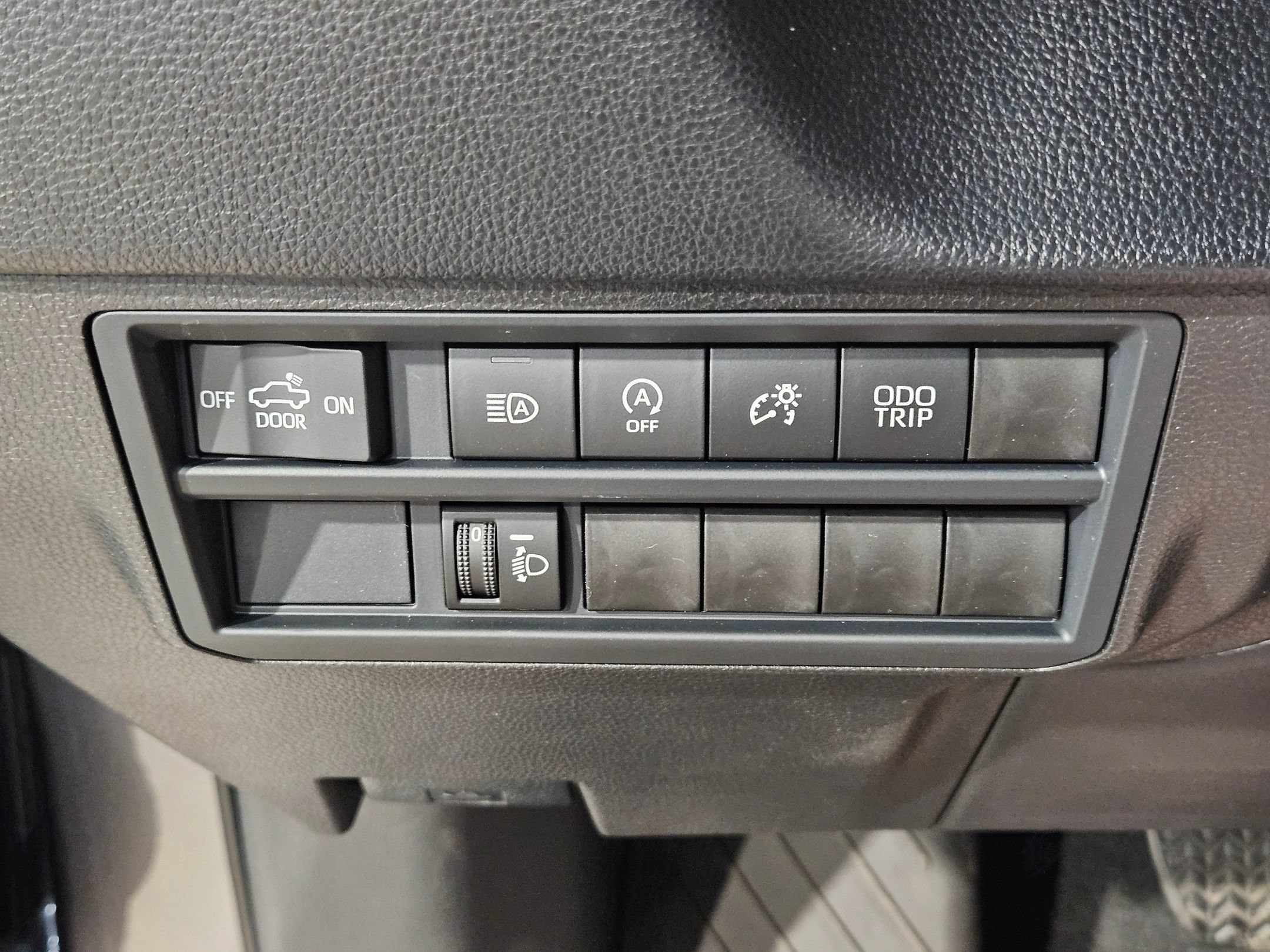 New 2026 Toyota Tundra SR5 AWD/4WD image 13