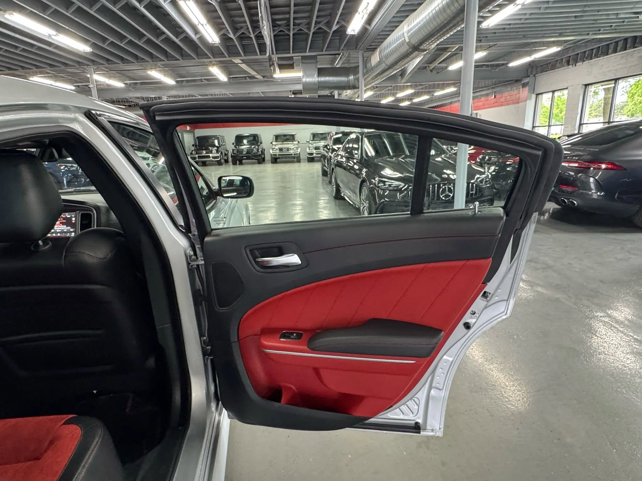 Used 2022 Dodge Charger Scat Pack w/ Plus Group RWD image 25