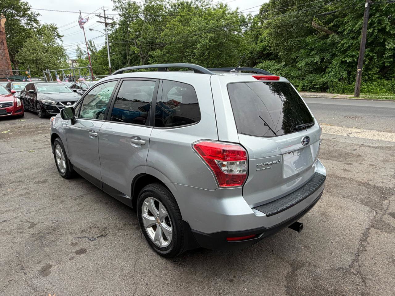 Used 2015 Subaru Forester 2.5i Premium w/ Popular Package #1 AWD/4WD image 9