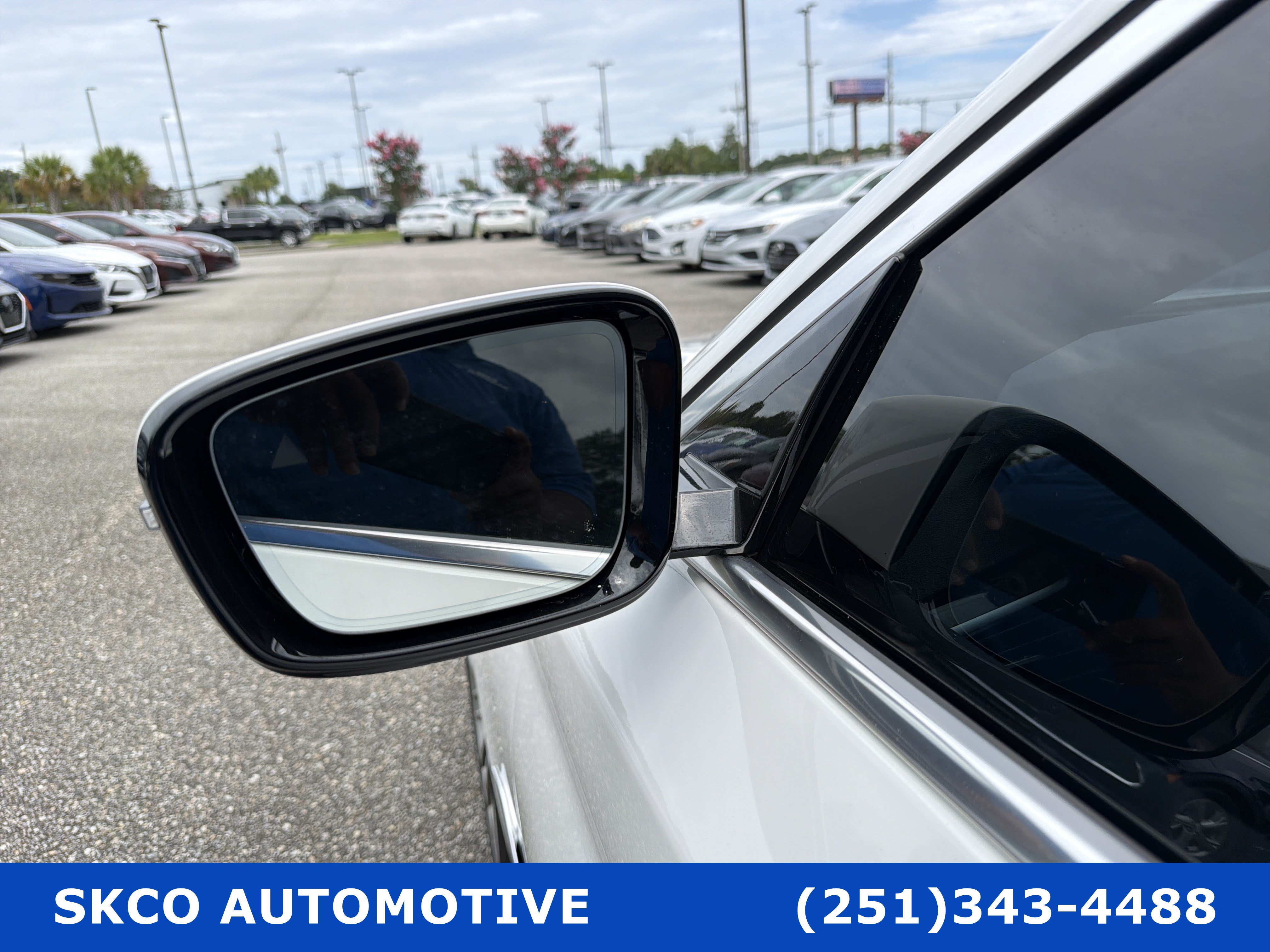 Used 2020 BMW 530i w/ Premium Package RWD image 10