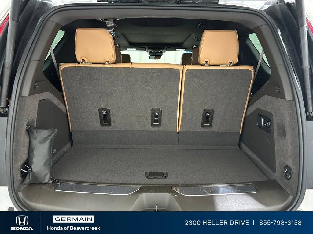 Used 2024 Cadillac Escalade Sport w/ LPO, ONYX Package image 30