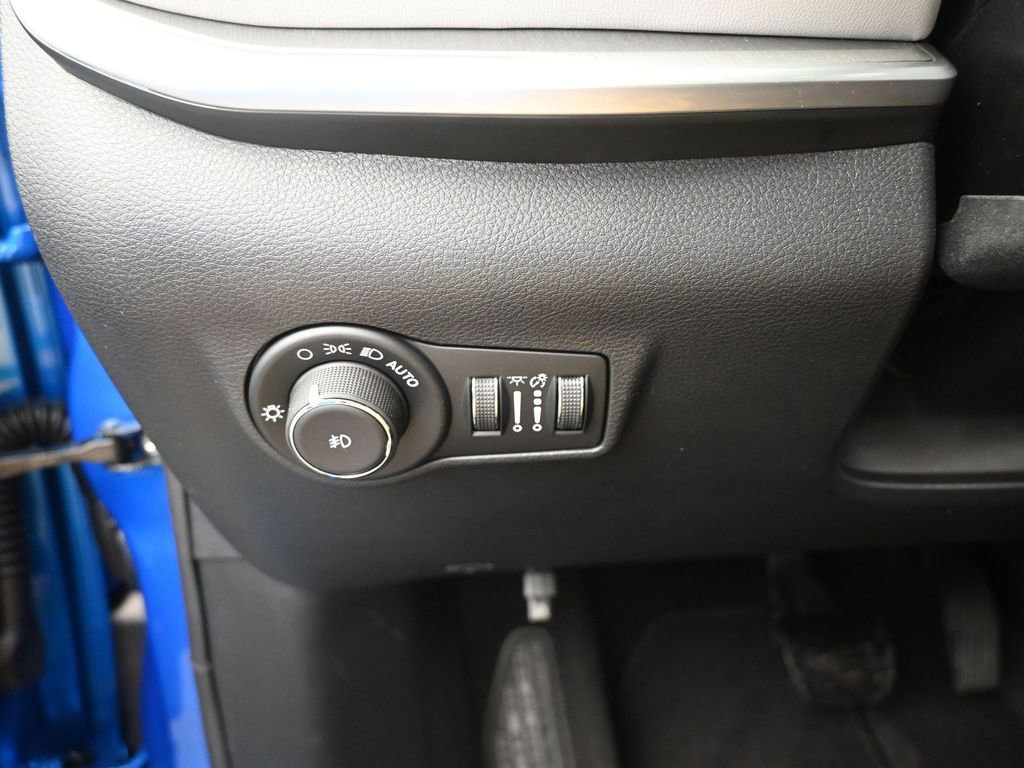 New 2026 Jeep Compass Limited image 33