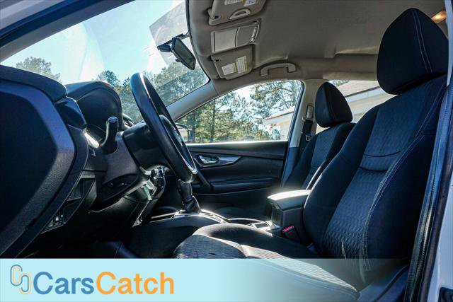 Used 2017 Nissan Rogue S image 18