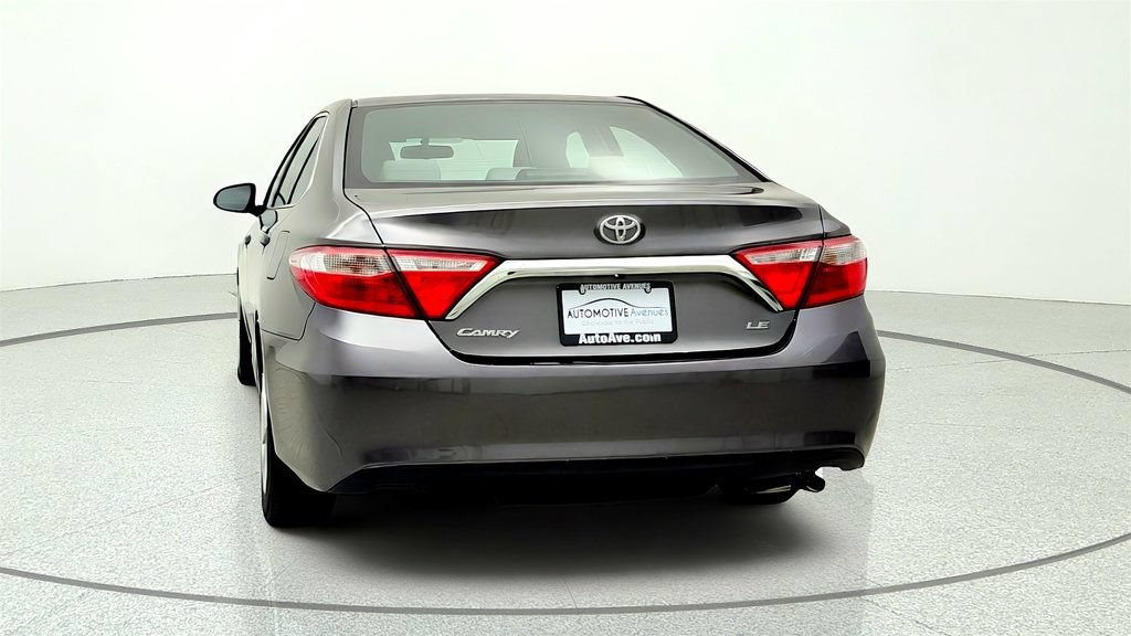 Used 2015 Toyota Camry LE FWD image 6