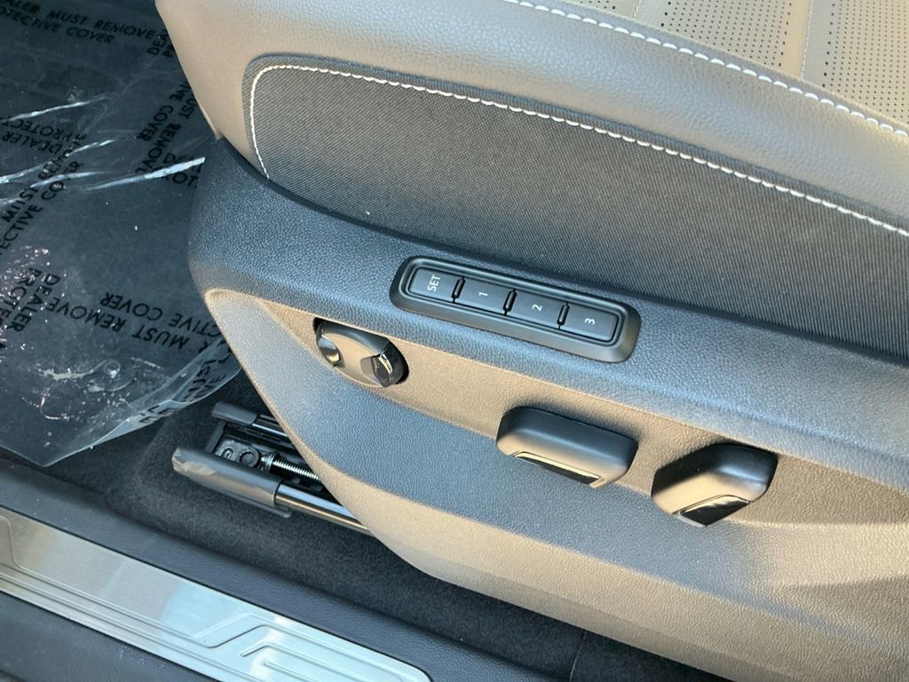 New 2026 Volkswagen Atlas SEL image 24