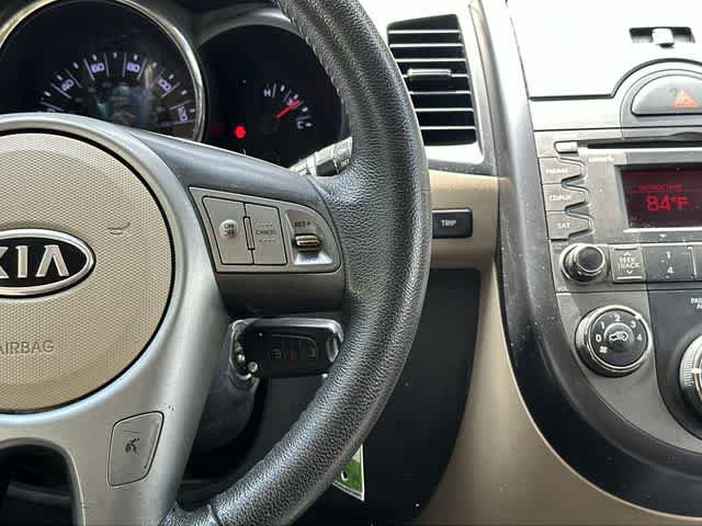Used 2011 Kia Soul ! FWD image 10