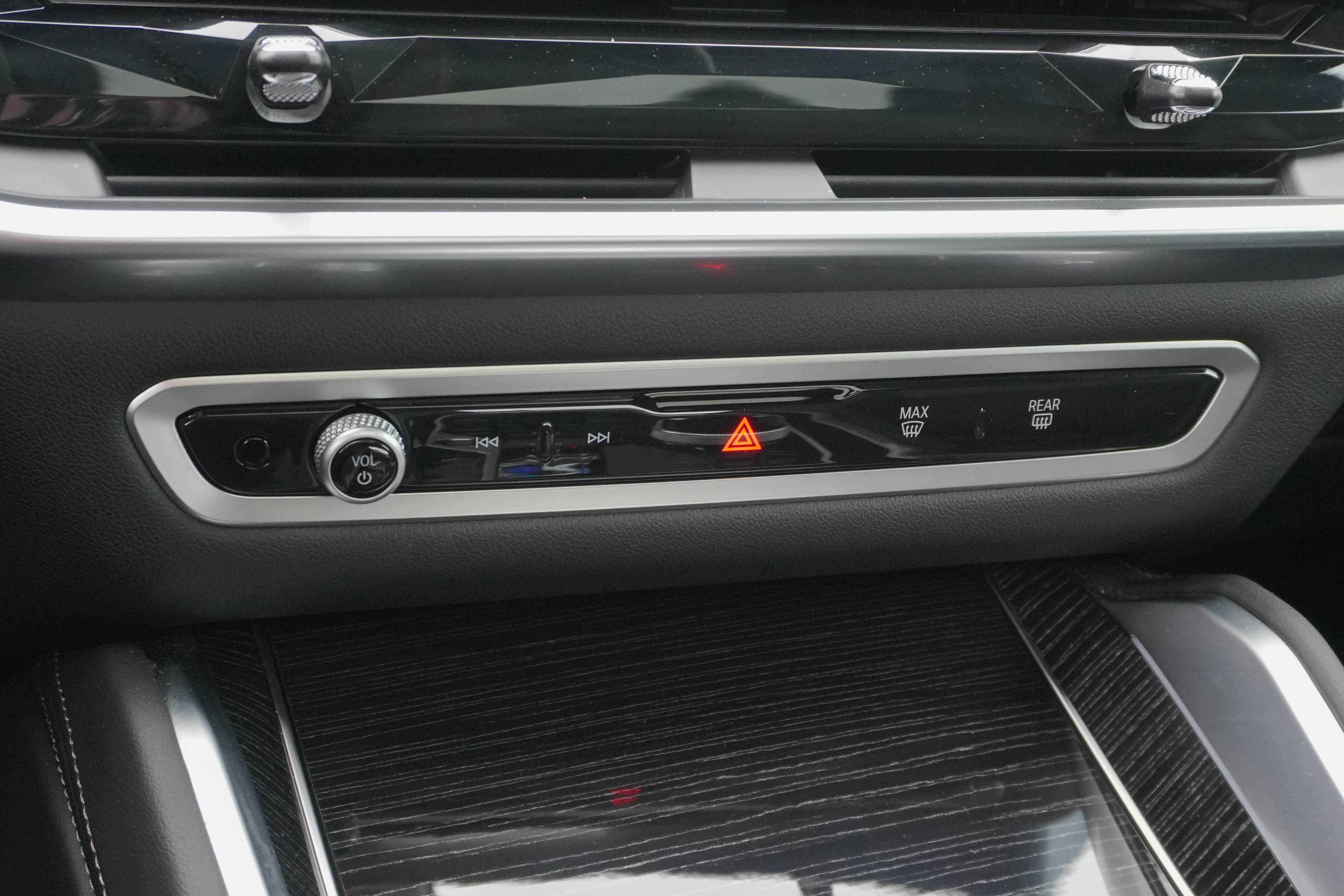 Certified 2026 BMW X6 M60i AWD/4WD image 26