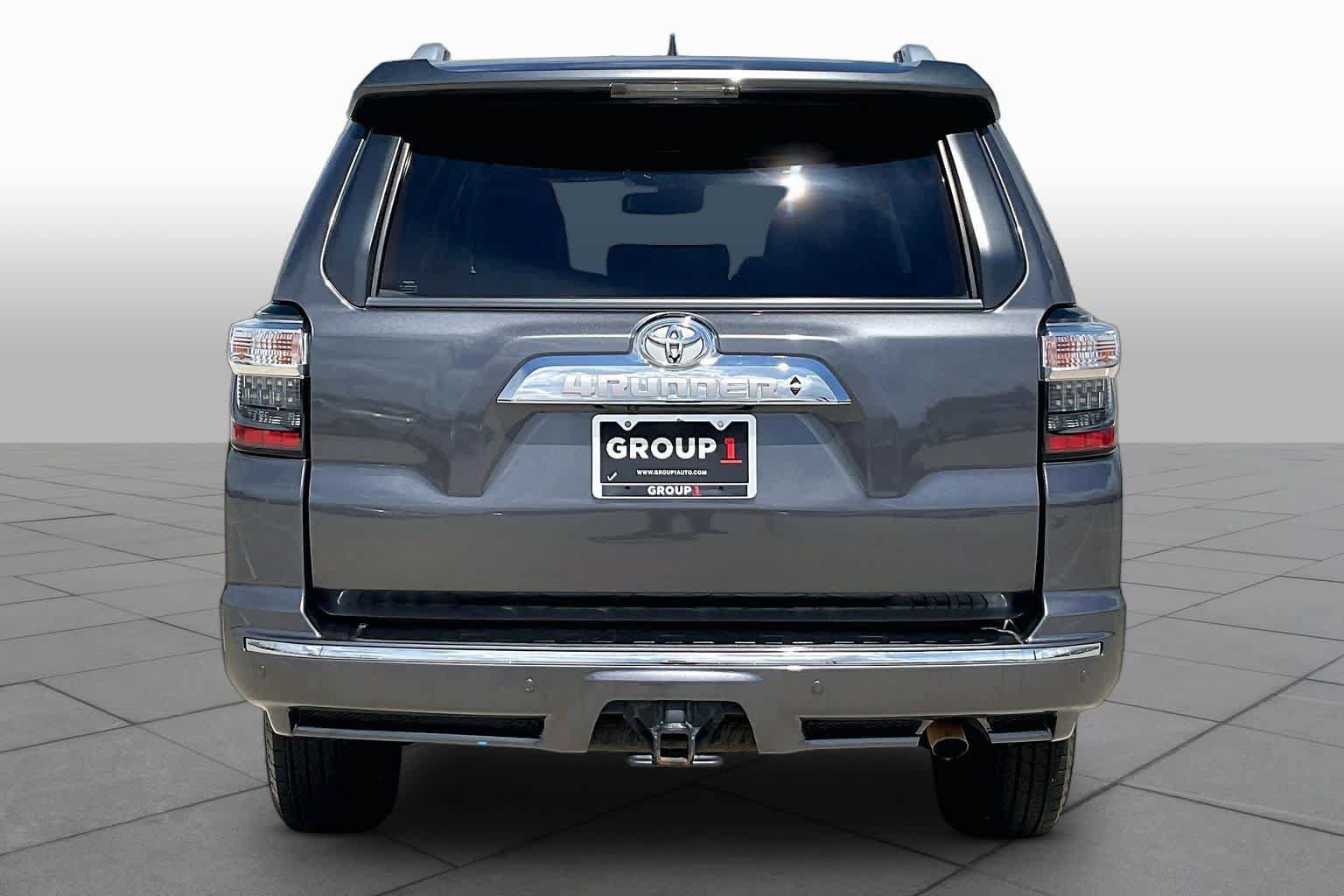 Used 2021 Toyota 4Runner Limited AWD/4WD image 9