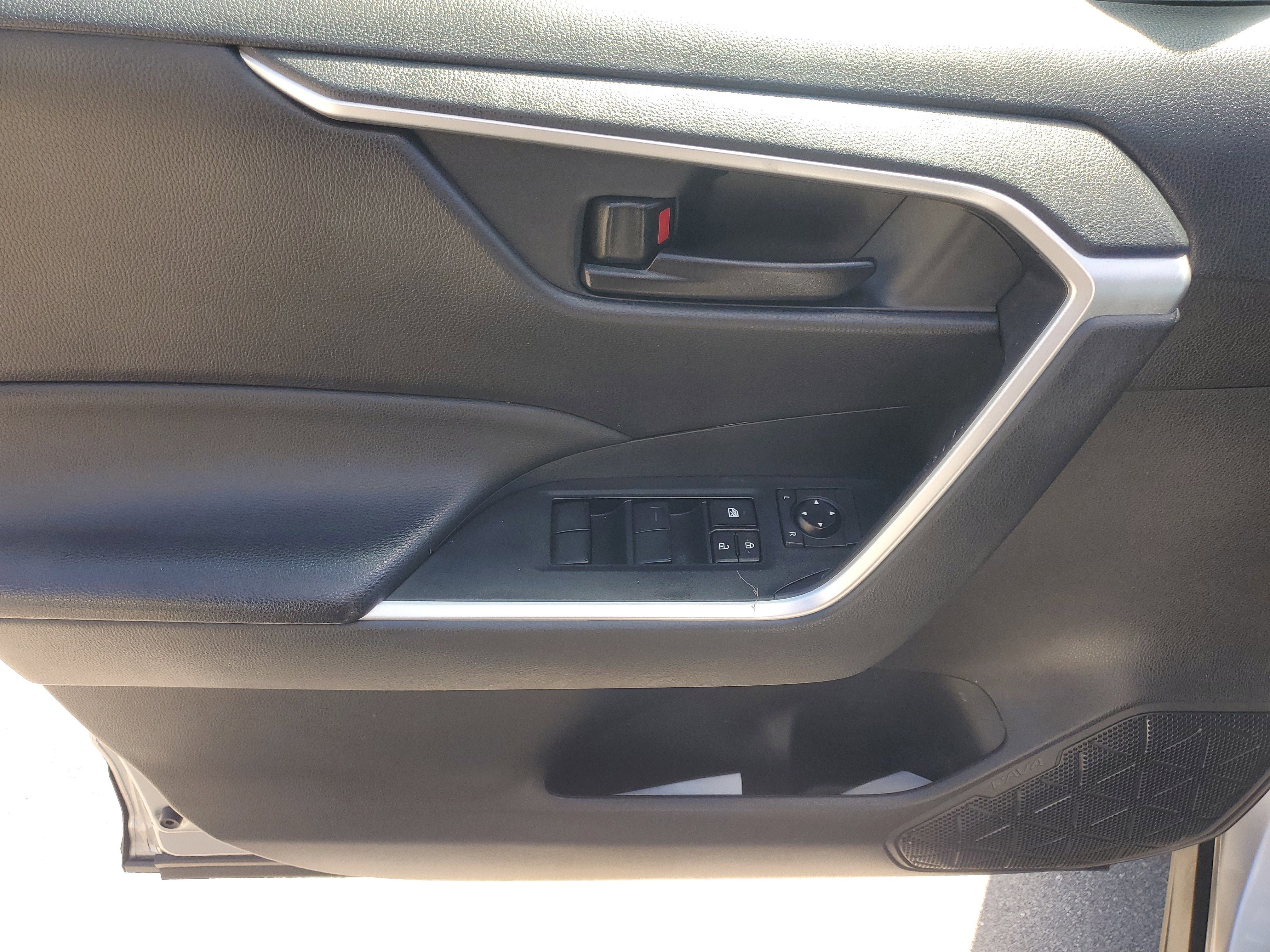 Certified 2024 Toyota RAV4 LE image 18