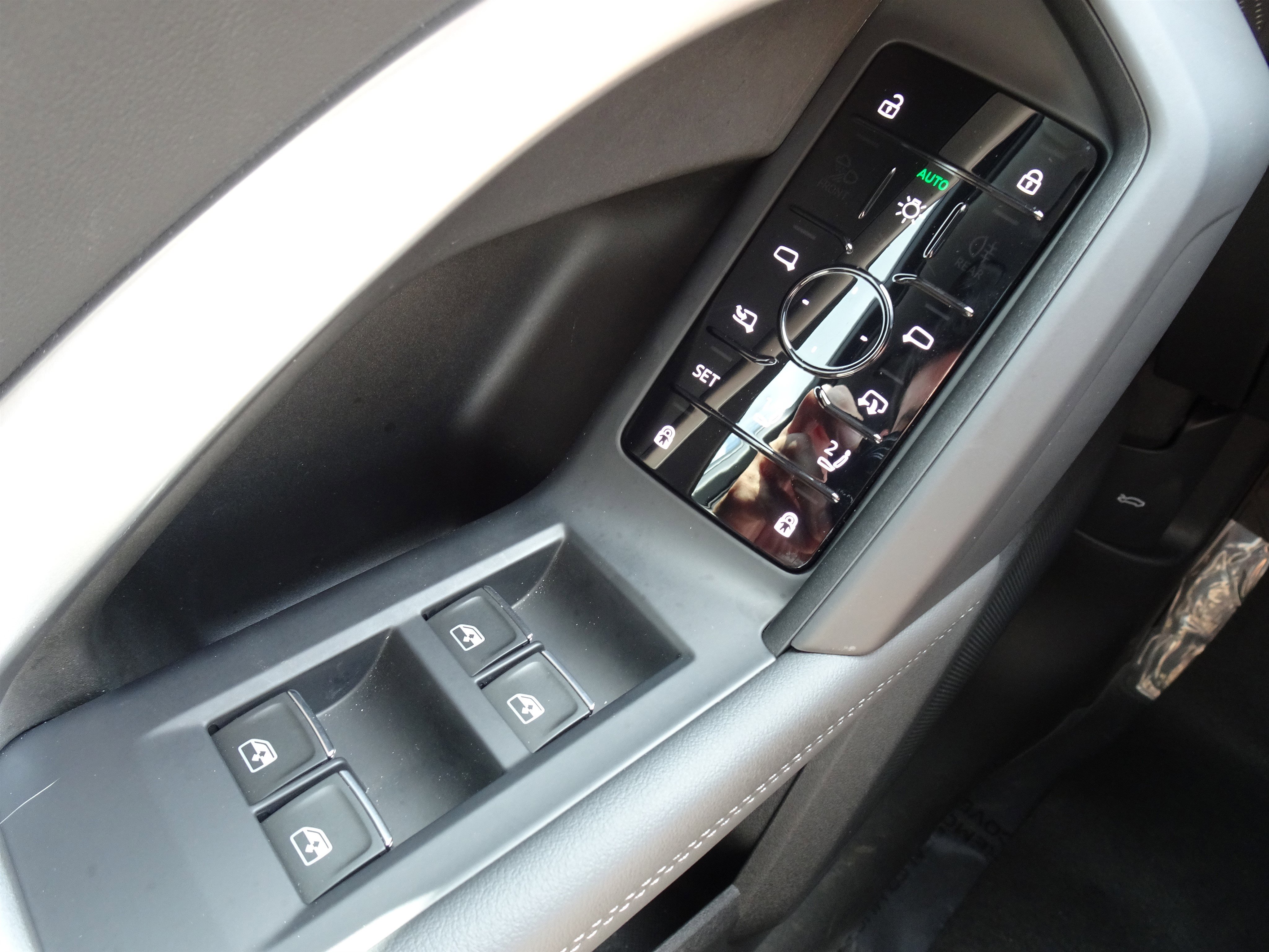 Certified 2025 Audi Q5 Premium w/ Convenience Package image 16