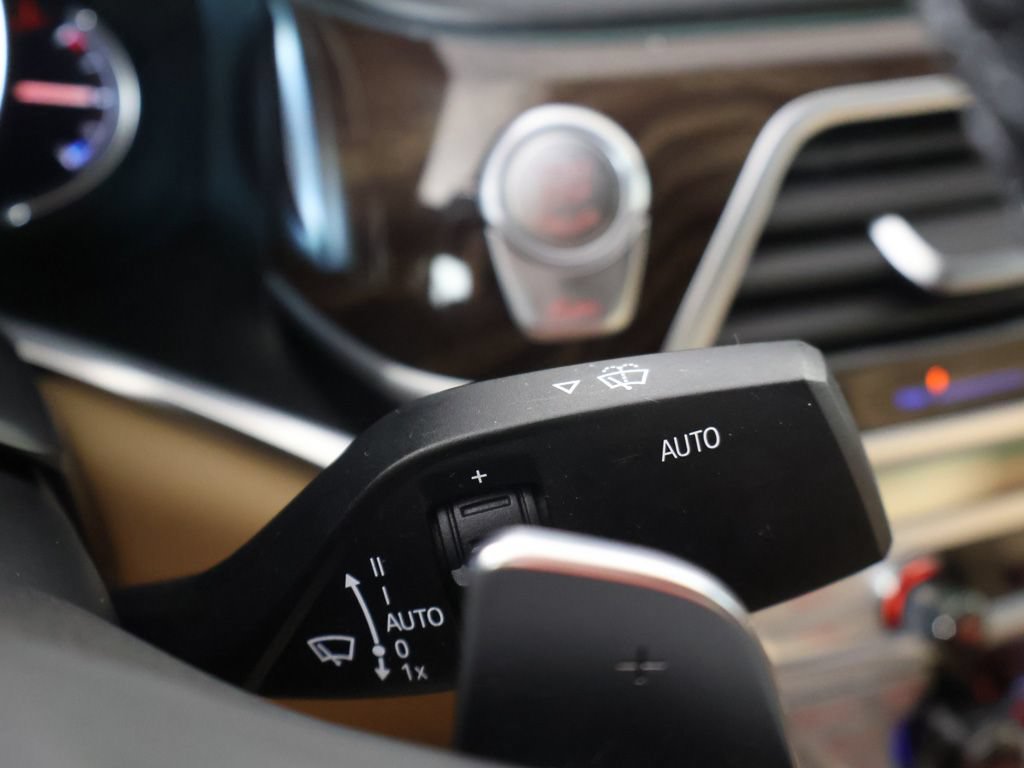 Used 2019 BMW 750i xDrive AWD/4WD image 50