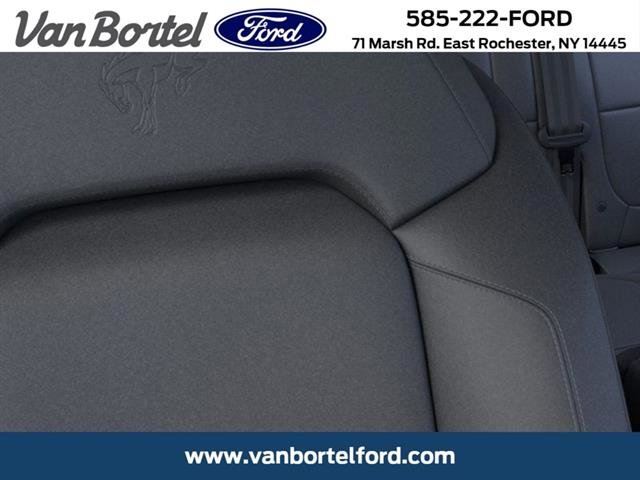 Used 2025 Ford Bronco Badlands image 47