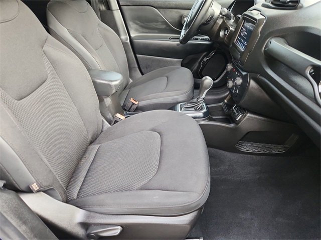 Used 2020 Jeep Renegade Altitude image 25
