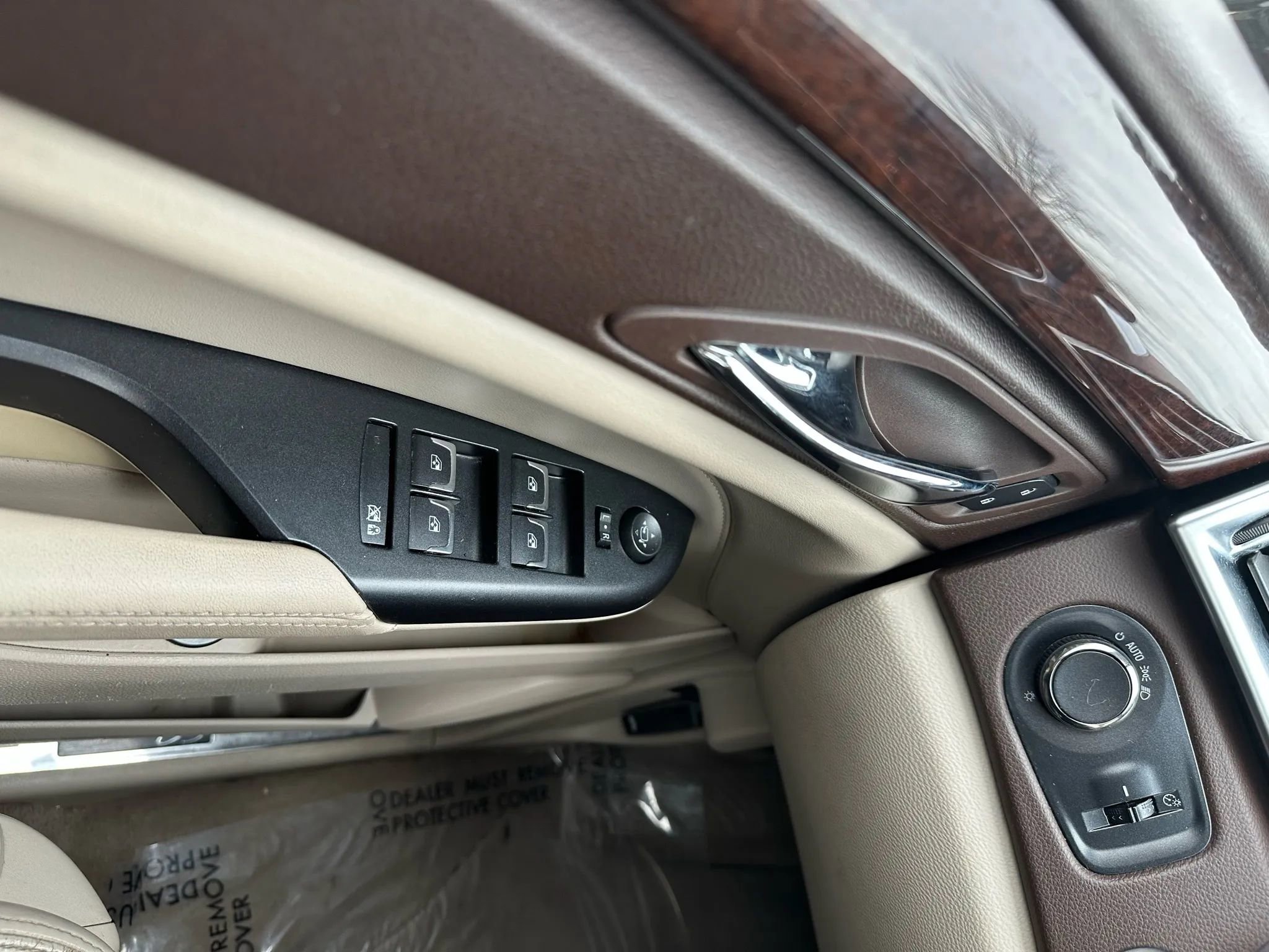 Used 2016 Cadillac SRX Luxury image 38