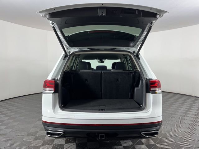 Used 2025 Volkswagen Atlas SE image 47