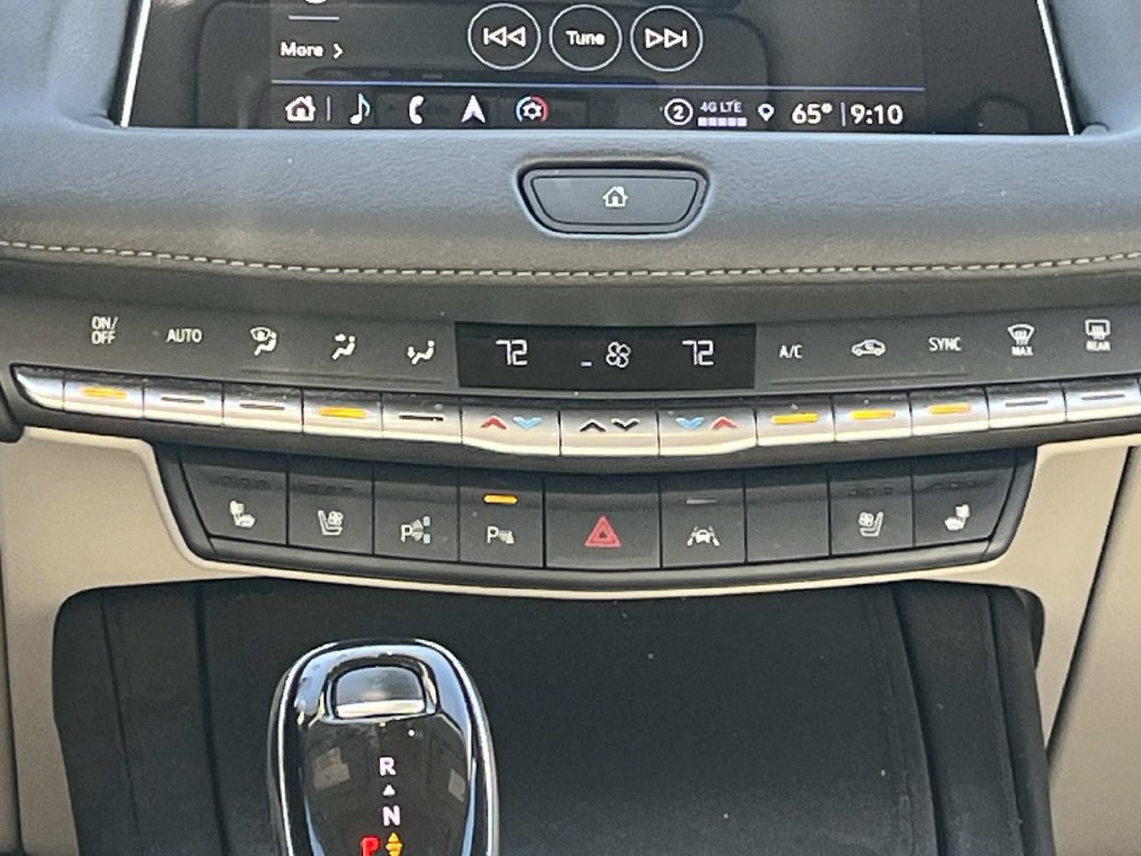 Certified 2023 Cadillac XT4 Premium Luxury w/ Enhanced Visibility Package FWD image 16