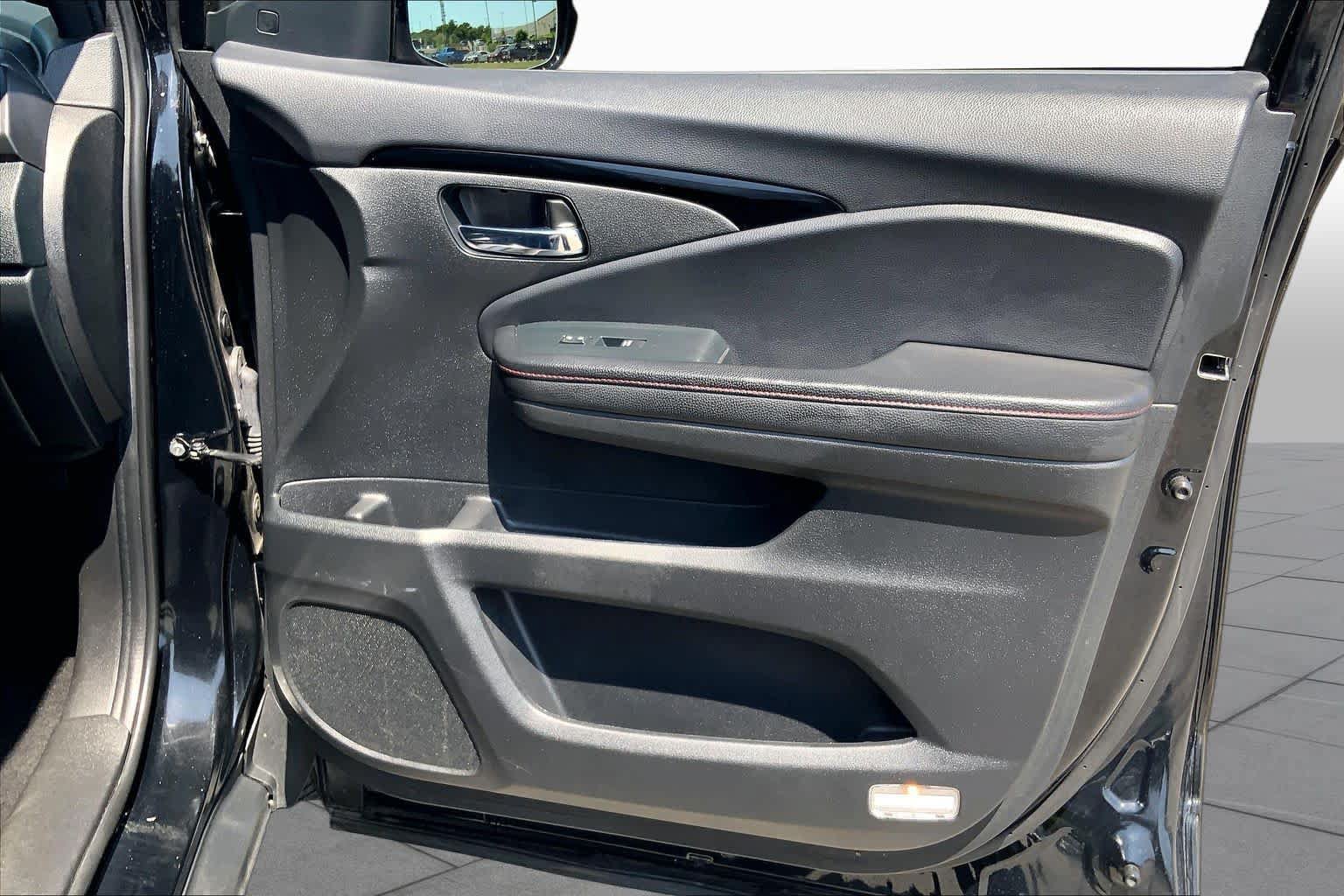 Used 2023 Honda Ridgeline Black Edition image 23