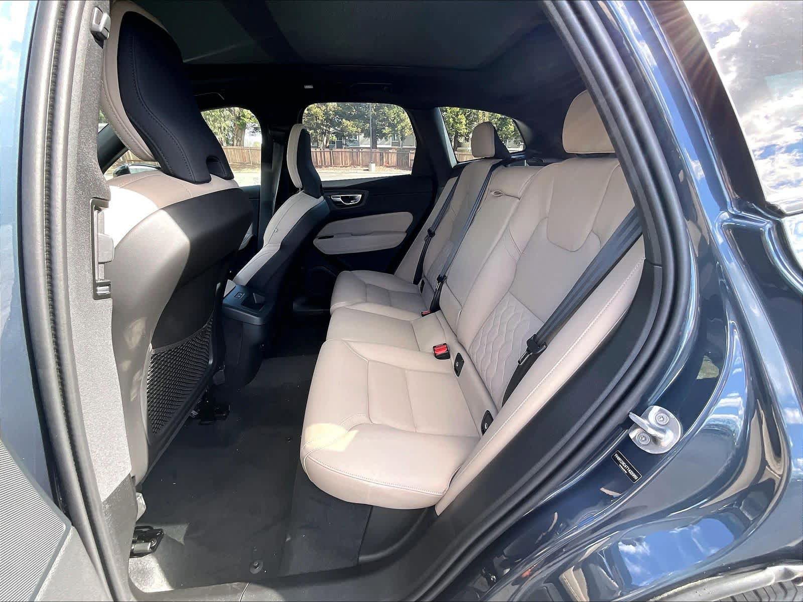 New 2026 Volvo XC60 B5 Plus w/ Climate Package AWD/4WD image 12