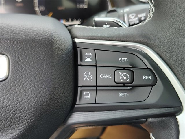 New 2025 Jeep Grand Cherokee L Laredo w/ Luxury Tech Group I image 19