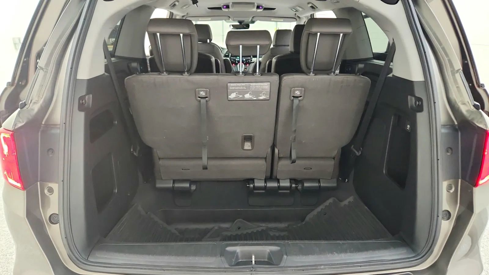 Used 2020 Honda Odyssey EX-L image 19