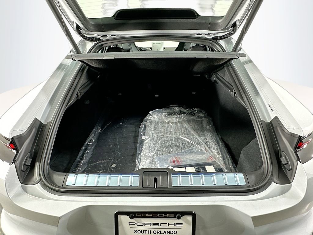 New 2025 Porsche Panamera image 28