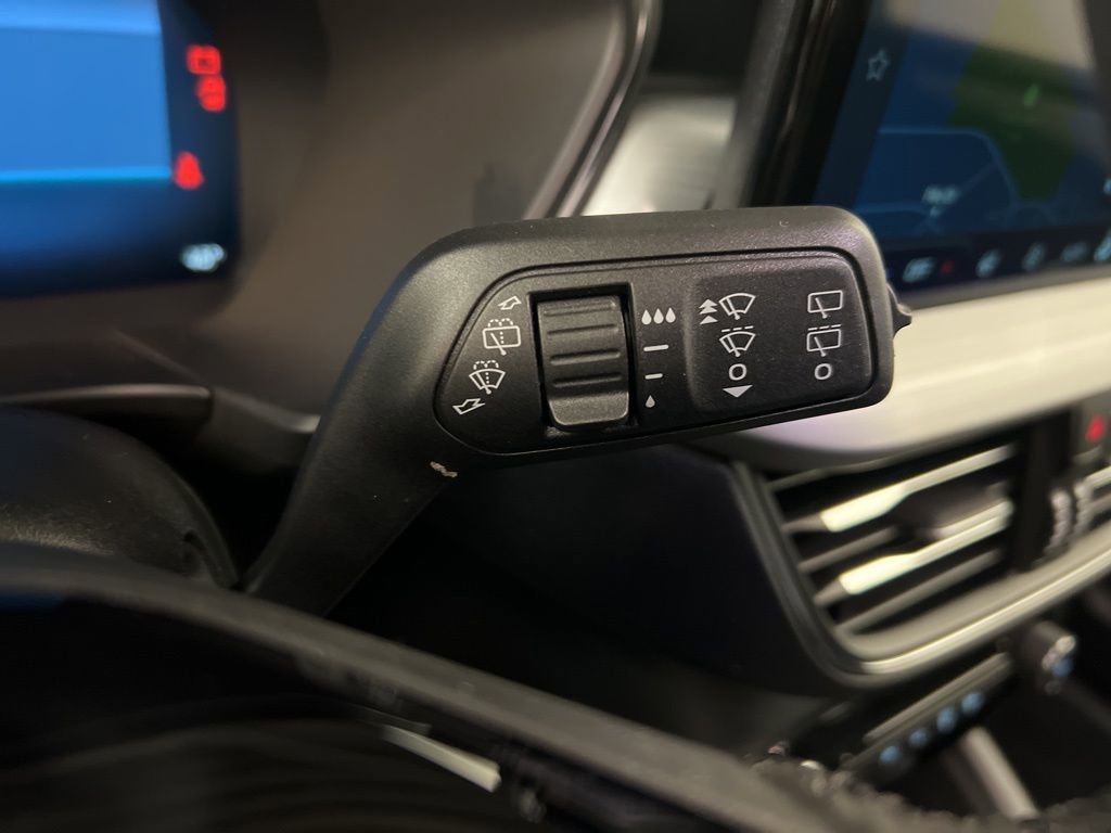 New 2026 Ford Escape Base w/ PHEV Premium Package image 19