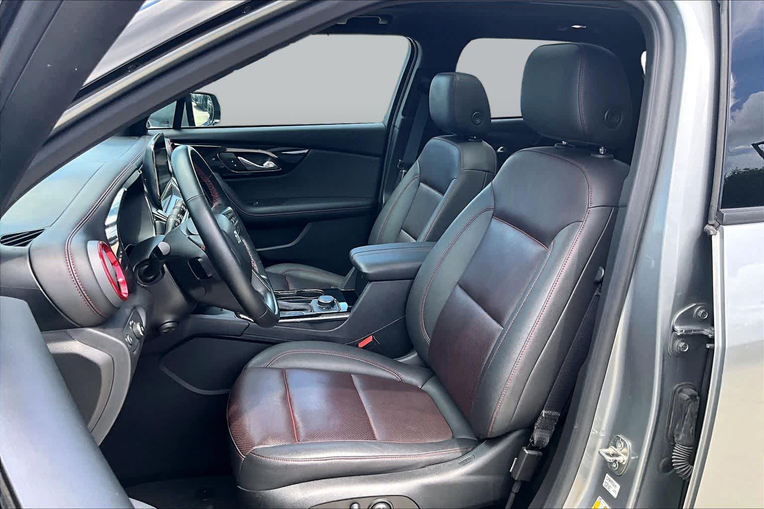 Used 2023 Chevrolet Blazer RS w/ Enhanced Convenience Package FWD image 8