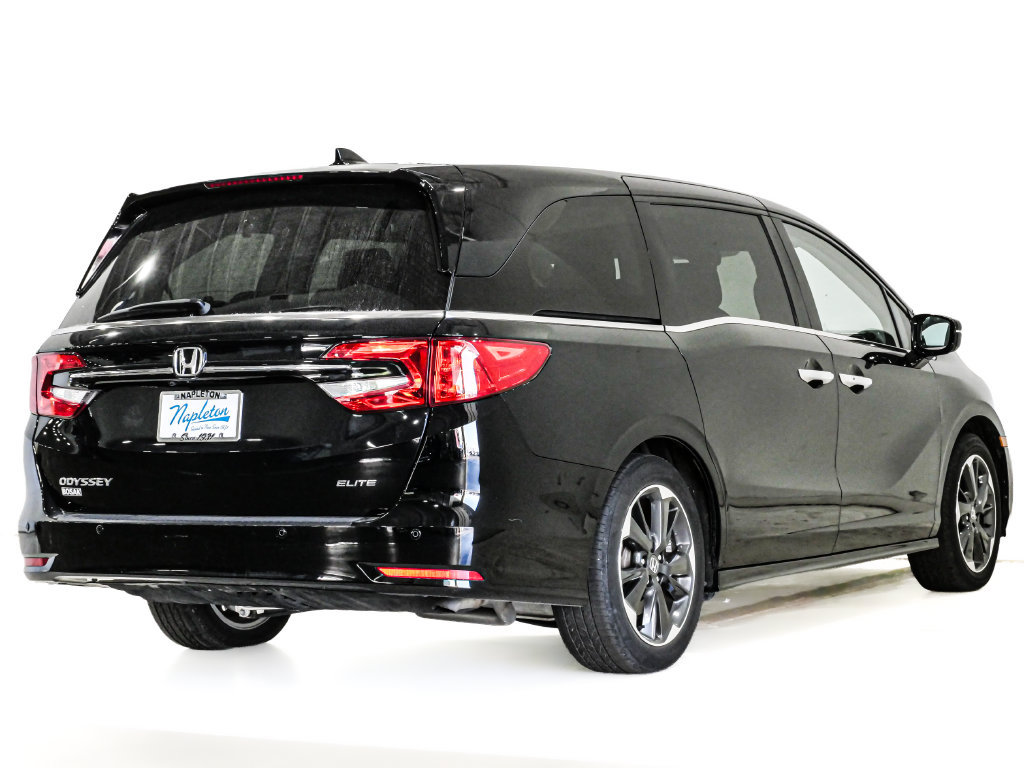 Used 2024 Honda Odyssey Elite image 7