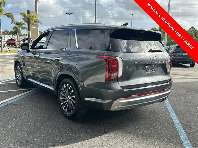 Used 2023 Hyundai Palisade Calligraphy w/ Cargo Package image 8
