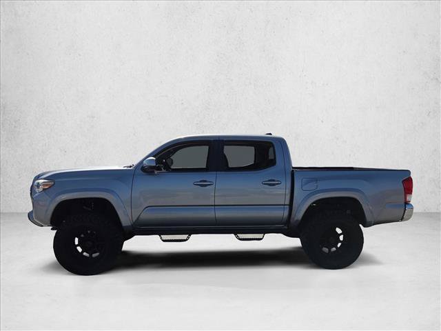 Used 2017 Toyota Tacoma SR5 w/ Tow Package AWD/4WD image 8
