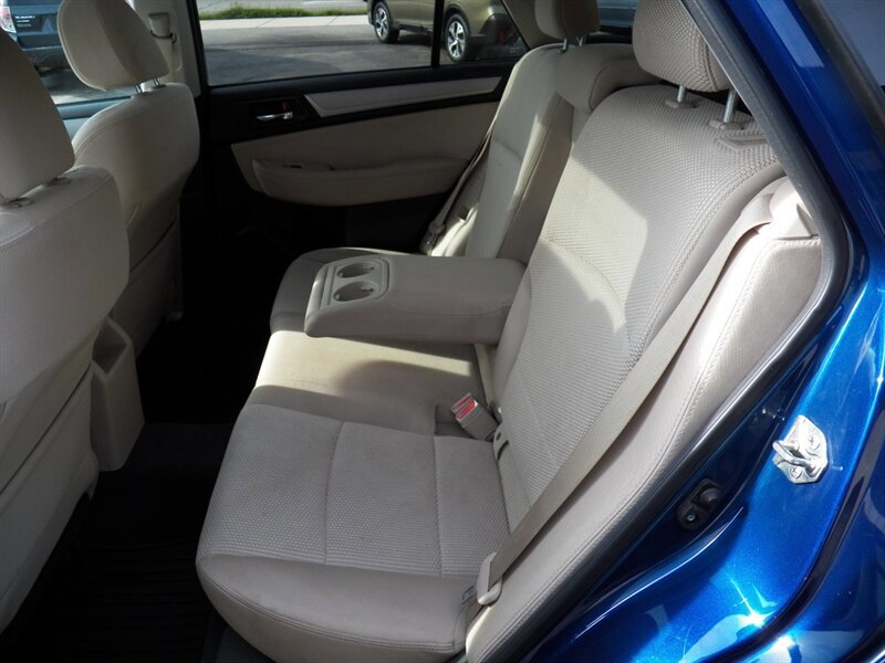 Used 2015 Subaru Outback 2.5i Premium AWD/4WD image 10