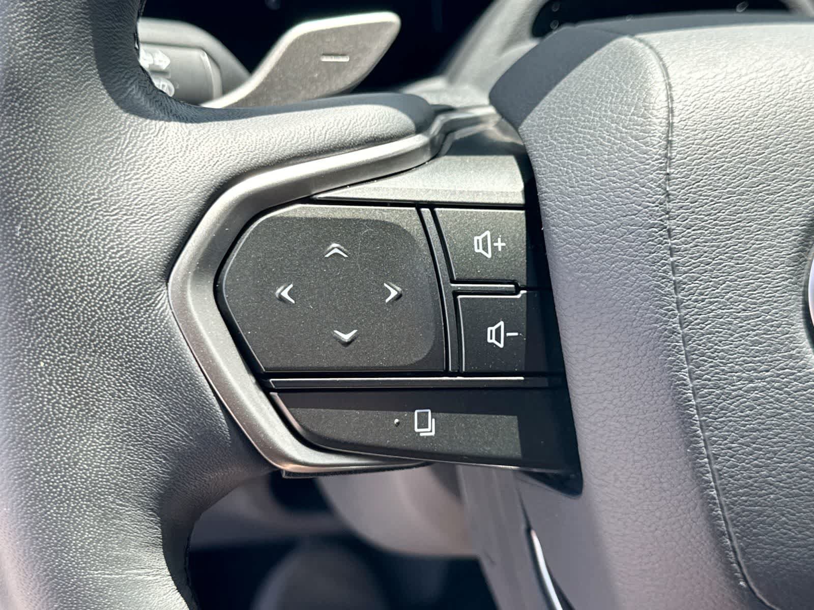 Used 2023 Lexus RX 350 FWD w/ Cold Area Package image 27