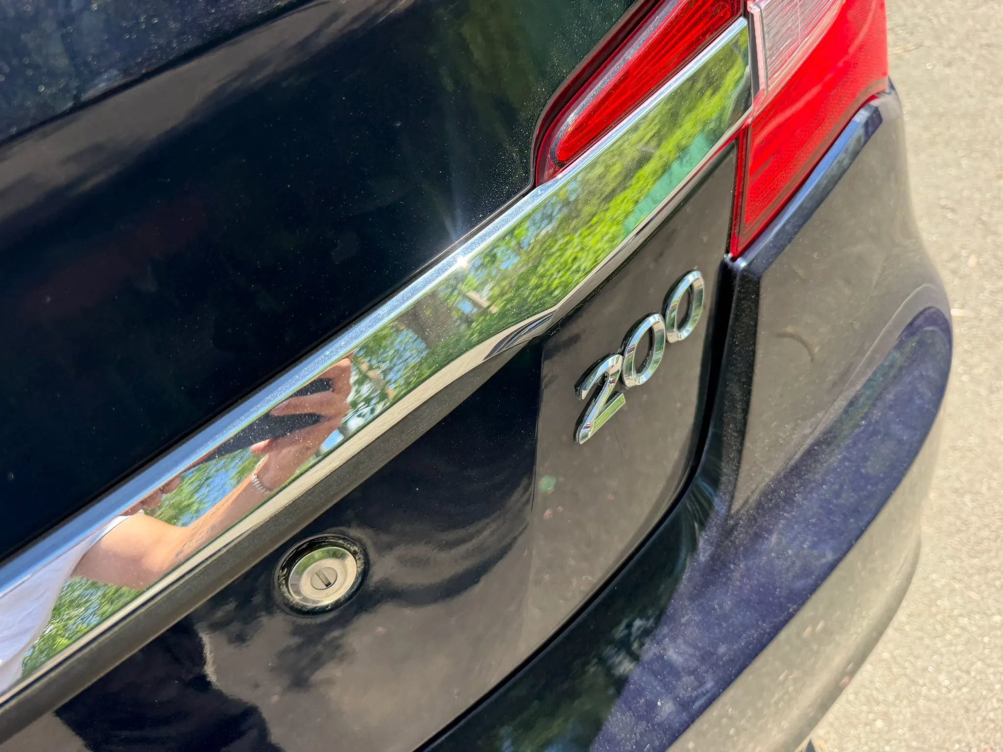 Used 2014 Chrysler 200 Touring FWD image 12