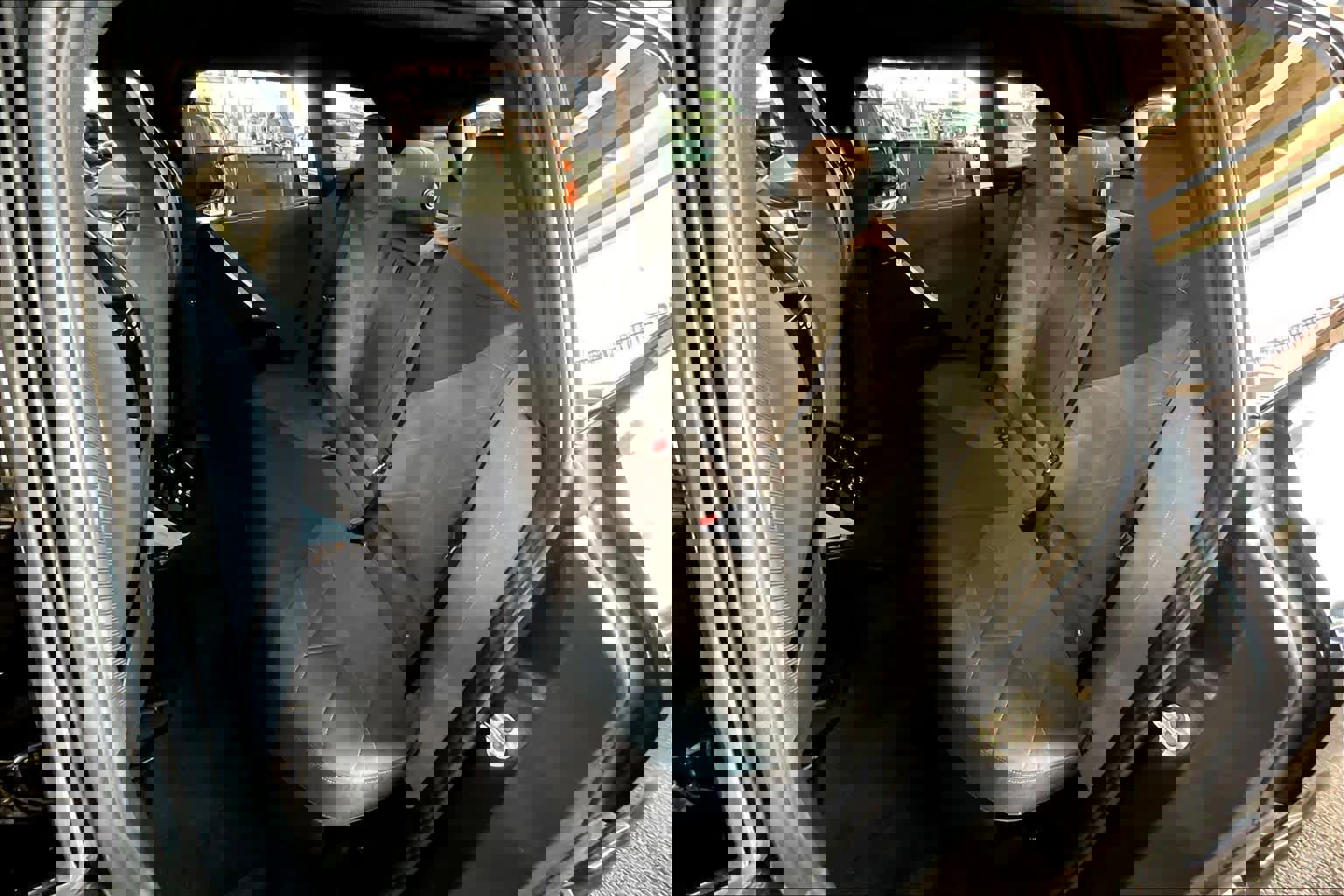 Used 2023 BMW iX xDrive50 w/ Convenience Package image 19