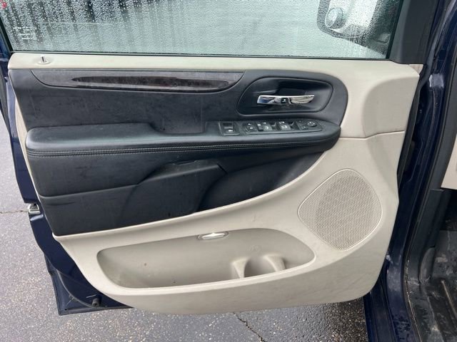 Used 2012 Dodge Grand Caravan SE image 19