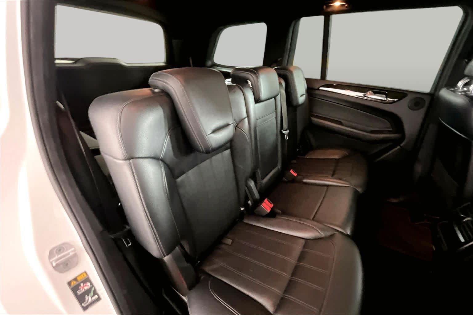Used 2017 Mercedes-Benz GLS 450 4MATIC image 19