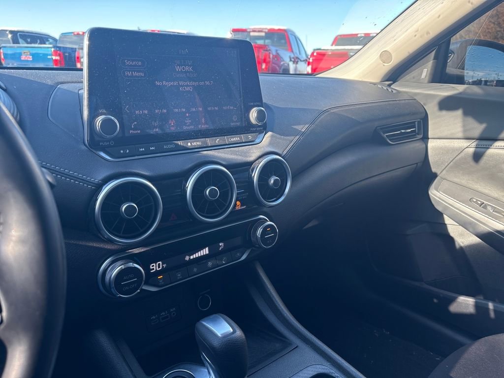 Used 2020 Nissan Sentra SV w/ Lighting Package image 24