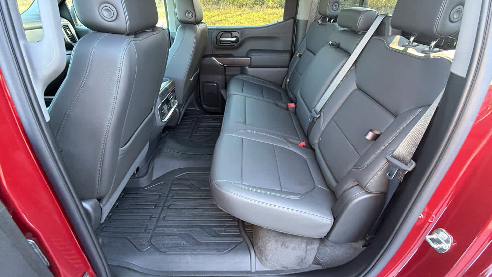 Used 2019 GMC Sierra 1500 SLT w/ SLT Premium Plus Package image 22