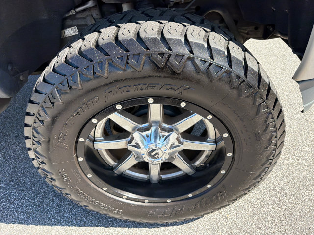 Used 2019 GMC Sierra 2500 Denali w/ Duramax Plus Package AWD/4WD image 12
