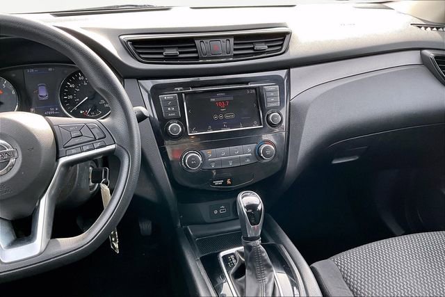 Used 2019 Nissan Rogue Sport S image 9