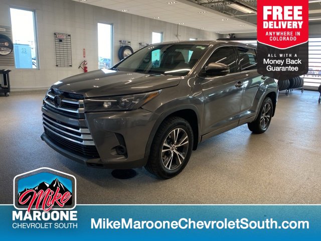 Used 2018 Toyota Highlander LE w/ Carpet Mat Package (TMS)