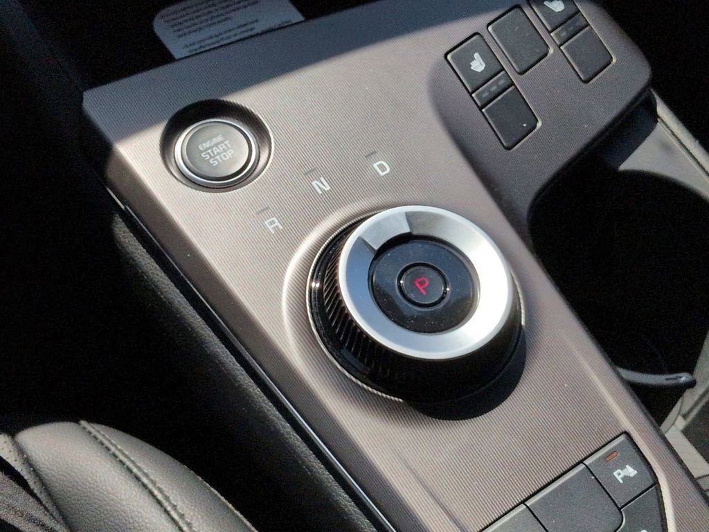 New 2026 Kia Sportage EX image 16