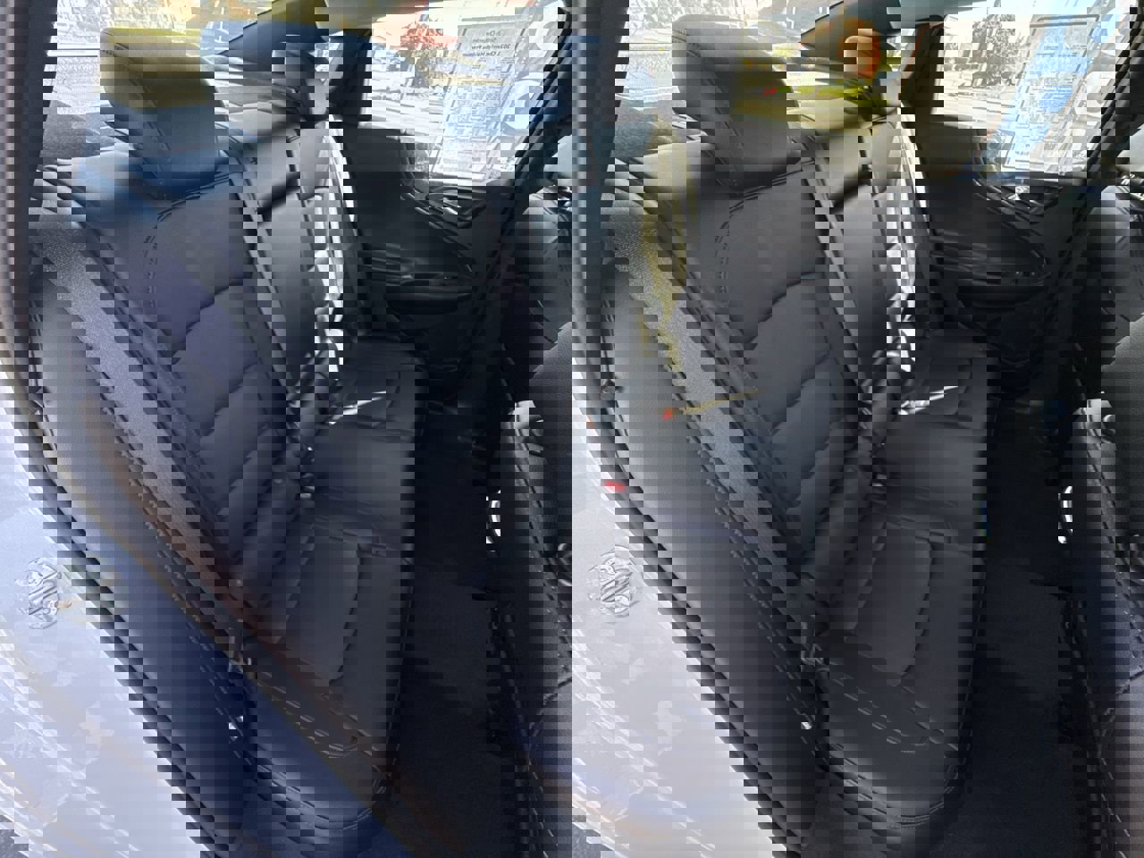 Used 2021 Chevrolet Malibu Premier image 27